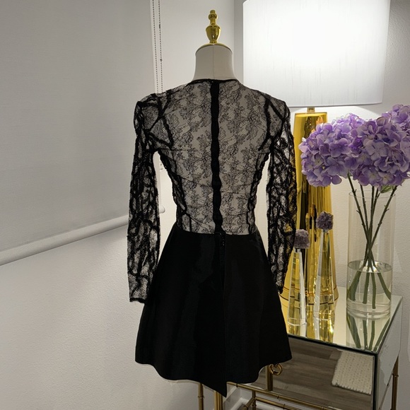 THEYSKENS’ THEORY MESHED LACE LONG SLEEVE BLACK MINI DRESS SIZE 0 **BRAND NEW** - Picture 3 of 6